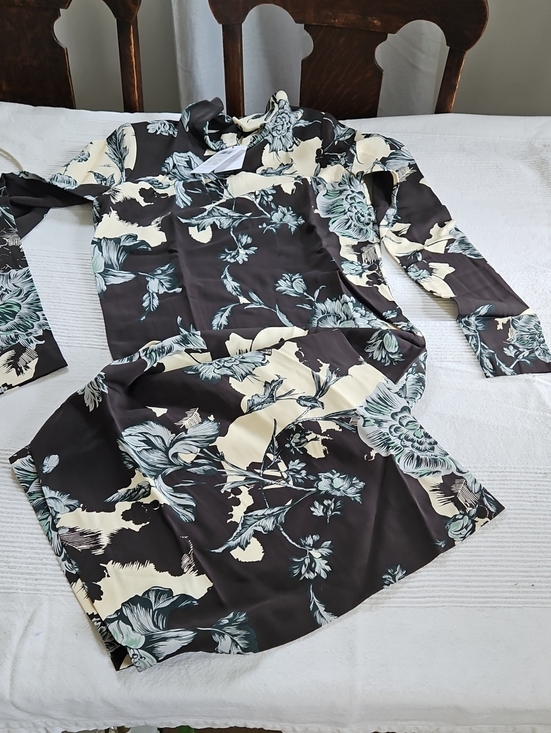 Reiss Dresses & Skirts - Reiss Black & Cream Floral Maxi Dress